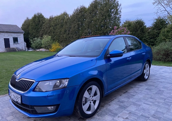 Skoda Octavia cena 35500 przebieg: 271000, rok produkcji 2013 z Warszawa małe 781